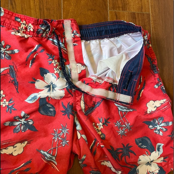 ST JOHN’S BAY Drawstring Swimming Shorts Hawaiian L - Picture 3 of 12
